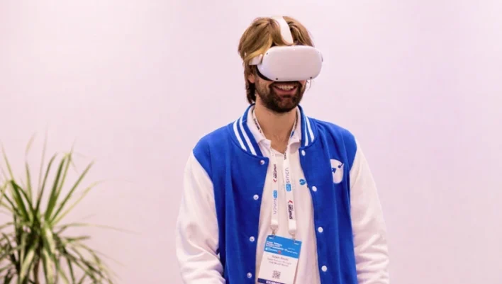 Virtual_Reality_Rentals